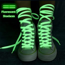 1 Pair Luminous Shoelaces Flat Sneakers Canvas Shoe Laces Glow In The Dark Night Colour Fluorescent Shoelace 80100120140cm 220713