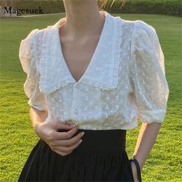 Summer Hollow Flower Lace Blouse Women Korean Chic Puff Short Sleeve Woman Shirt Peter Pan Collar Solid Loose Tops 13919 220725