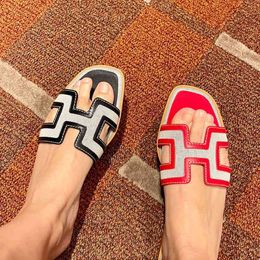 Slides Oran Original Designer Slipper Paris Sandals Leater Flat Bottom Flip Flops Summer Color Matcing Versatile Beac