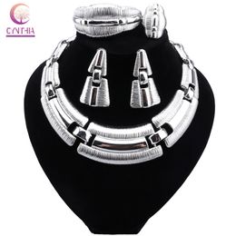 Fashion Ladies Big Necklace Brazil Silver Plated Jewellery Set Ladies Surrounded Necklace Dating Banquet Dating Clothing