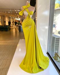 Yellow One Shoulder Pleats Evening Dresses Glitter Sequins Prom Dresses Illusion Sleeveless Vintage Celebrity Women Formal Party Pageant Gowns