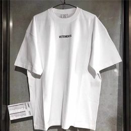 Vetements T Shirt Men Woman Short Sleeve Big Tag Hip Hop Loose Casual Embroidery Tees Black White T-shirts Top 210420