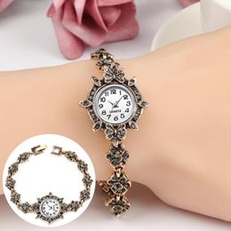 Wristwatches Vintage Bracelet Watch Women Rhinestone Flower Charm Round Dial Analogue Quartz Casual Clock  