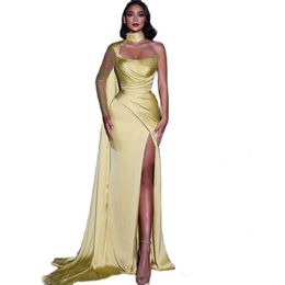 Modern One Long Sleeve Evening Dresses High Collar High Split Prom Gown Ruched Satin Side Train Special Occasion Robe De Soiree