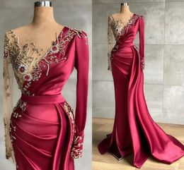 Dhl fantastik altın nakış boncukları aplike gece elbiseler vintage koyu kırmızı şeffaf uzun kollu pileler balo parti elbiseleri vestidos bc5321