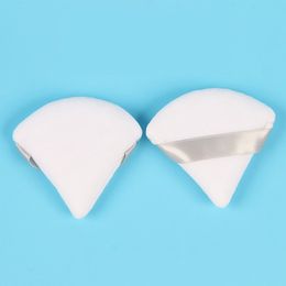 Makeup tools Powder Puff Soft Triangle Puffs Cosmetic Foundation Wedge Shape Velour Body Face with Strap Make up Sponges size is 70x65x12mm