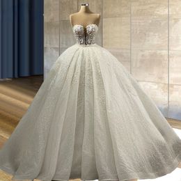 Abito da ballo senza spalline Abiti da sposa Tulle Applicazioni di perline di cristallo Perle Abito da sposa di lusso Realizzato su misura