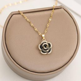 -Anhänger Halskette Vintage Camellia Halskette für Mädchen Sommerfrau Choker Ketten Schmuck Frauen 2022 Luxusbrandverkäufer Pendantpendant