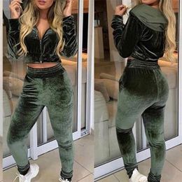 2020 Women s Velvet Fabric Tracksuit Long Sleeve Hoodies Coat Spring Fall Sports Suits Velour Trousers Women Track Suit Pants LJ201125