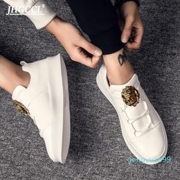 2022 fashion New luxury men's Dress shoes fashion high waist bean mens flat shoe chaussure homme top quality