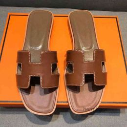 Slides Oran Original Designer Slipper Oasis Women Sandals Wear Summer Diamond Flat H-type Leather Beach