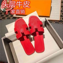 new style slippers girl