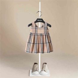 New Girls' Children's Clothing V-neck Plaid Dots Design Back Bow Knot Summer Baby Girl Brand Beach Birthday Princess Dress G220506