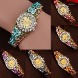 Wristwatches Top Brand 2022 Women Quartz Luxury Crystal Flower Bracelet Watch Ladies Sports Watches Clock