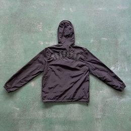 22SS New Men Trapstar Jacket Sportswear ir uma pista de vento T Windbreaker Black Letters bordados Proteção solar do zíper feminino
