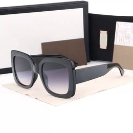 Modedesigner Sonnenbrille Hochwertige Sonnenbrille Damen Herren Brille Damen Sonnenbrille UV400 Objektiv Unisex mit Box 5632