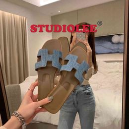 Slides Oran Original Designer Slipper Ms Sandals Fashion in Summer Wear Leather Flat Bottom Flip Flops and Casual Cowboy