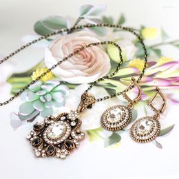 Серьги ожерелья устанавливают винтажные турецкие женщины имитация