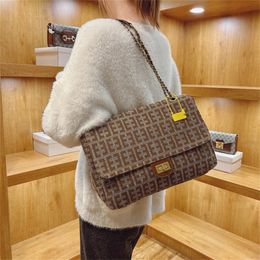 Purse Light luxury feeling large capacity armpit shoulder bag women's winter new versatile canvas printed messenger bag