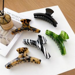 Fashion 11cm Keel Geometric Strip Leopard Print Hair Clip Claw High-Grade Acetic Acid Shark Clip For Woman Girls