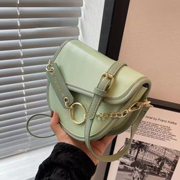 fashion chain Shoulder bag comfortable Simple generous and versatile collocation handbag