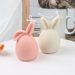 Cute Easter Eggshell Bunny Soap Mold Ornament Tabletop Decora Resin Lovers Handicraft For Scented Candle Plaster Cement 220629