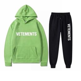 VETEMENTS printed sportswear men's 18-colour warm two-piece hoodie Sweatshirt pants hoodie jogging 220610