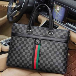 Men's Tiktok Leather Business Single Shoulder Bag Messenger Men's Briefcase 14 Inch Computer File Male Bag Shaking 220718