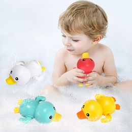 Party Favor Kid Gifts Summer Baby Bath Toys Shower Baby Clockwork Swimming Children Play Water Cute Little Duck Bathing Bathtub Toy For LK001134