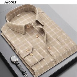 Autumn New Long Sleeve Plaid Shirts Fashion Button Down Casual Soft Comfortable Male Khaki Green Shirt 4XL 5XL 210412