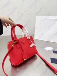 Luxurys Desiginers Ladies Shell Leather Purse Crossbody Shoulder Business Bag Cross Italy Classical Handle Handbag Tote