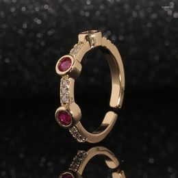 Wedding Rings European And American Fashion Jewelry Copper Inlaid Zircon Small Fresh Temperament Ring Creative Retro Accessories Wynn22