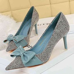 2021 Summer Luxury Women 7.5cm High Heels Pumps Sweet Ladies Butterfly Knot Pointed Toe Blue Low Heels Scarpins Prom Party Shoes G220516