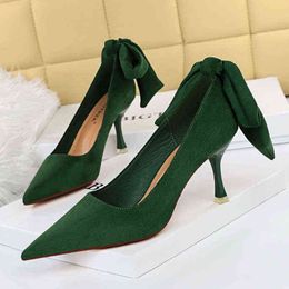 2021 Designe Women 7.5cm Thin High Heels Suede Pumps Butterfly Knot Flock Green Pink Heels Female Scarpins Valentine Party Shoes G220516