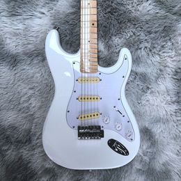 2022 High quality electric guitar,Solid Mahogany body With white color green color