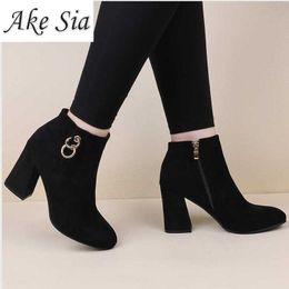 Retro Warm and velvet womens Vintage Block Heel Ankle boots Side Zipper High Heels Women Shoes Big Sizes 3543 Y200115