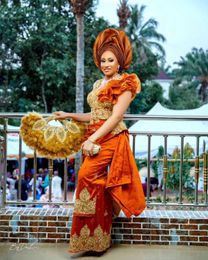 Aso ebi ebi laranja cetim sereia vestidos de noite com mangas de sopro de babados apliques de renda de ouro personalizados feitos de bom tamanho