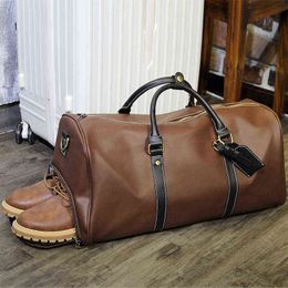 male travel bag UK - Duffel Brown Waterproof s Men Fitness Handbag Leather Shoulder Dry Wet Separation Business Portable Tote Travel Bag Male 220419