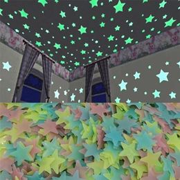 100pcslot 3D Stars Glow In The Dark Wall Stickers Energy Storage Stars For Kids Baby Room Bedroom Ceiling Home Decor 220727