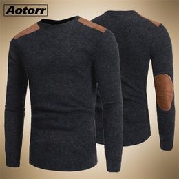 Pullover Mens College Style Patch Color Contrast and Thickened Round Neck Sweater Male Fashion Thick Wool Sweater Knitwear 201126