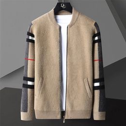 England Style Pocket Men Zipped Jacket Cardigan Fashion Brand Fall Winter Designer Cardigan Plus Size Spliced Colour Knit Jacket 220817