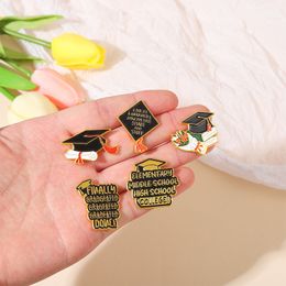 New Graduation Season Theme Brooch Creative Bachelor Cap Flower Letters Celebration Graduation Backpack Jewellery Badge