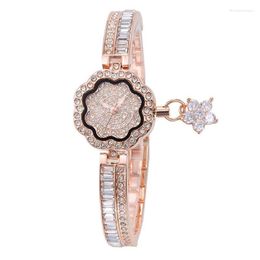 Women Watches Luxury Crystal Diamond Flower Dial Wristwatch Fashion Bling Ladies Bracelet Quartz Watch Elegant Clock Wristwatches