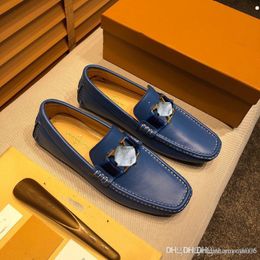 A4 2022 Scarpe italiane in vera pelle di alta qualità Mocassini da uomo Scarpe eleganti casual Marchi di lusso Mocassini da uomo morbidi Comodi slip on Flats Scarpa da barca taglia 38-46