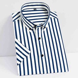 Short Sleeve Strech Striped Shirts for Men Summer Soft Business Mens Dress Shirt Casual Regular Fit Quality No Front Pocket 2021 G220511