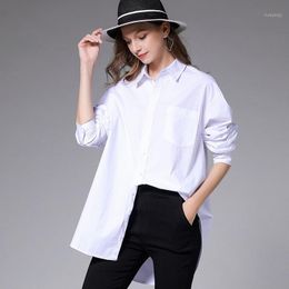 blusa blanca de cuello