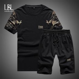 Summer 2PC Set Men EUR/US Size Short Sleeve T Shirts Two Piece Tops Shorts Suit Sportswear Set Mens Short Sets Male Tracksuit 201128