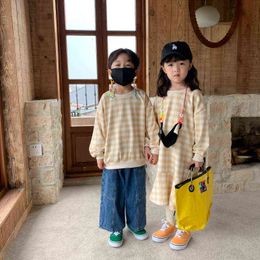 8493 roupas infantis irmão e irmã roupas outono coreano lazer xadrez grande treliça meninas vestido ou meninos camisa