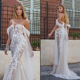 Elegant Mermaid Wedding Dress Sleeveless Deep V Neck Off Shoulder Appliques Sequins Lace Floor Length Hollow Illusion Custom Made Ruffles Bridal Floor Length