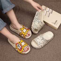 Spring Outer Wear Thicksoled Men Summer Fashion Seaside Beach Shoes Casual Spider Web Women Integrated Slippers 220630